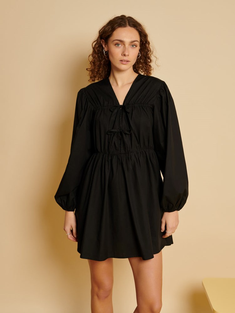 Sanna Mini Dress – Ghospell