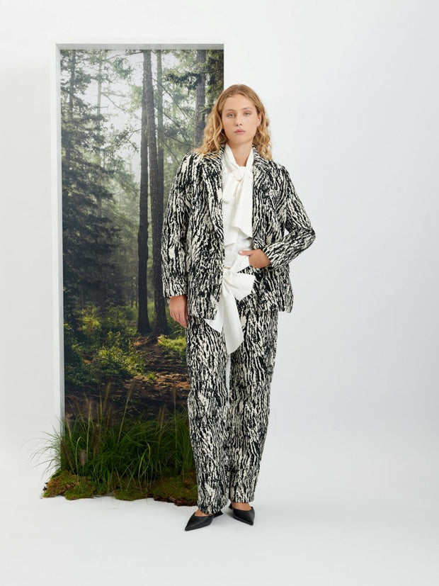 Giana Jacquard Blazer